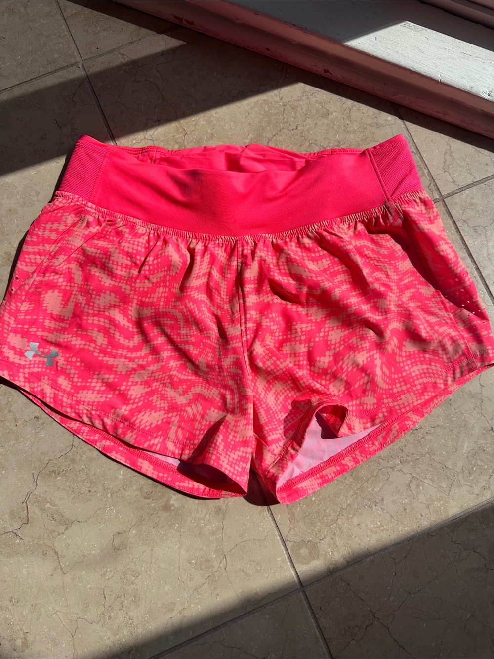 Under Armour Women’s Hot Pink Patterned Athletic Shorts